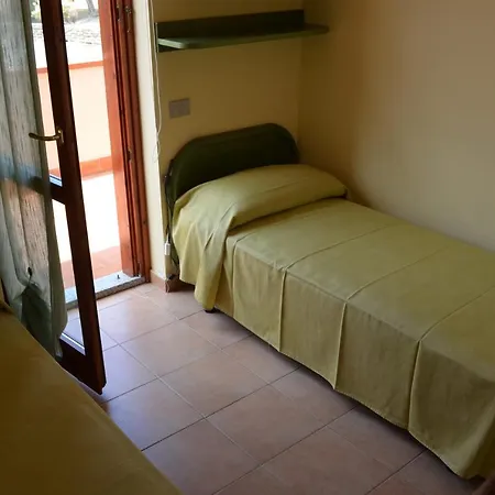 L'approdo Di Remo Стинтино